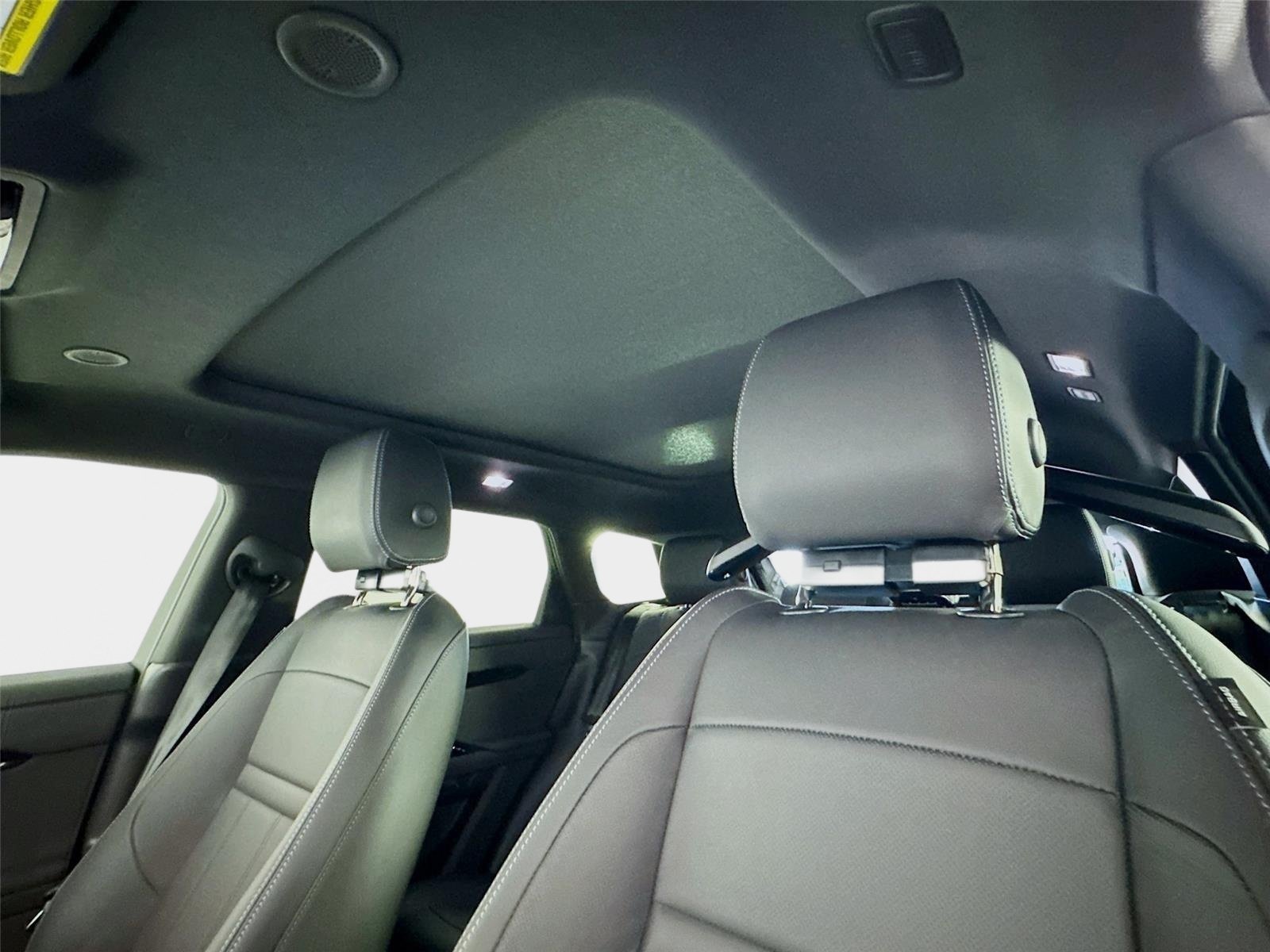 Used 2026 Santorini Black Land Rover Hoxton Edition image 14