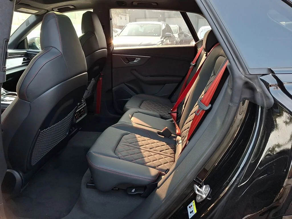 New 2026 Black Audi 4.0T Prestige image 6
