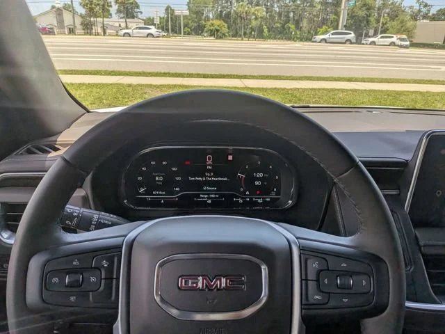 Used 2022 Summit White GMC SLE image 24
