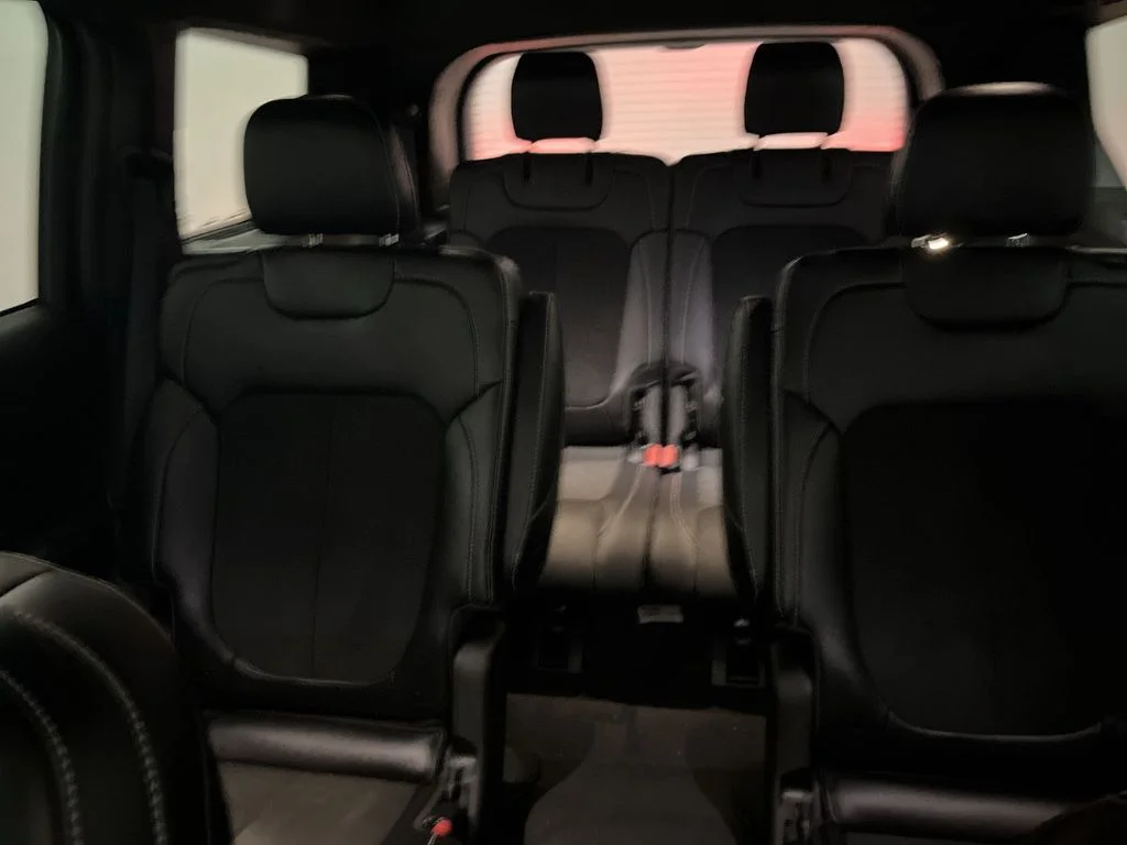 Used 2025 Black Jeep Altitude X image 22