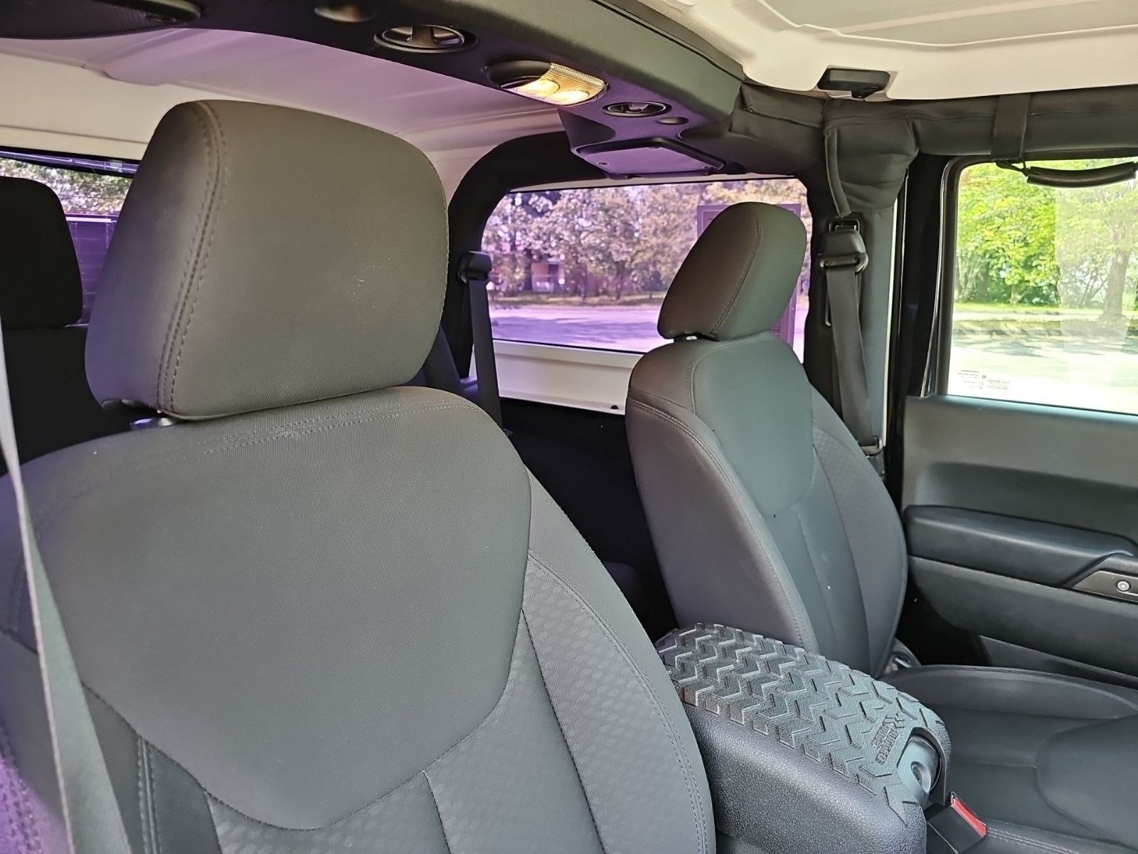 Used 2017 Black Clearcoat Jeep Sport image 11
