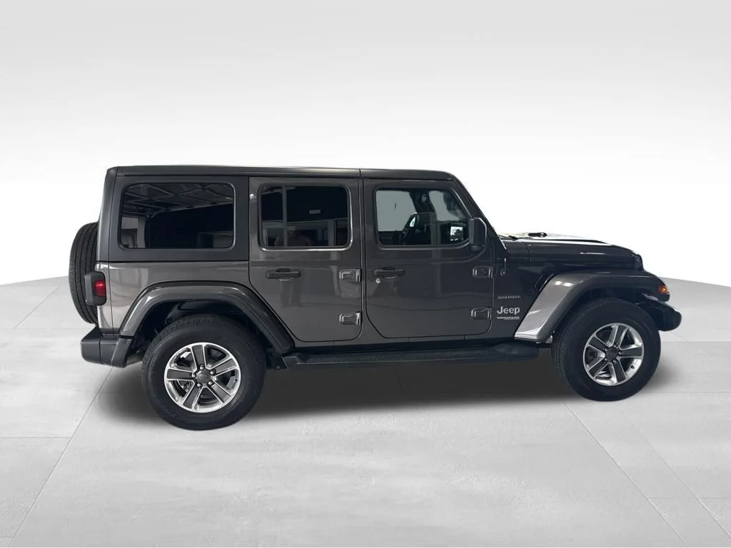 Used 2020 Gray Jeep Unlimited Sahara image 10