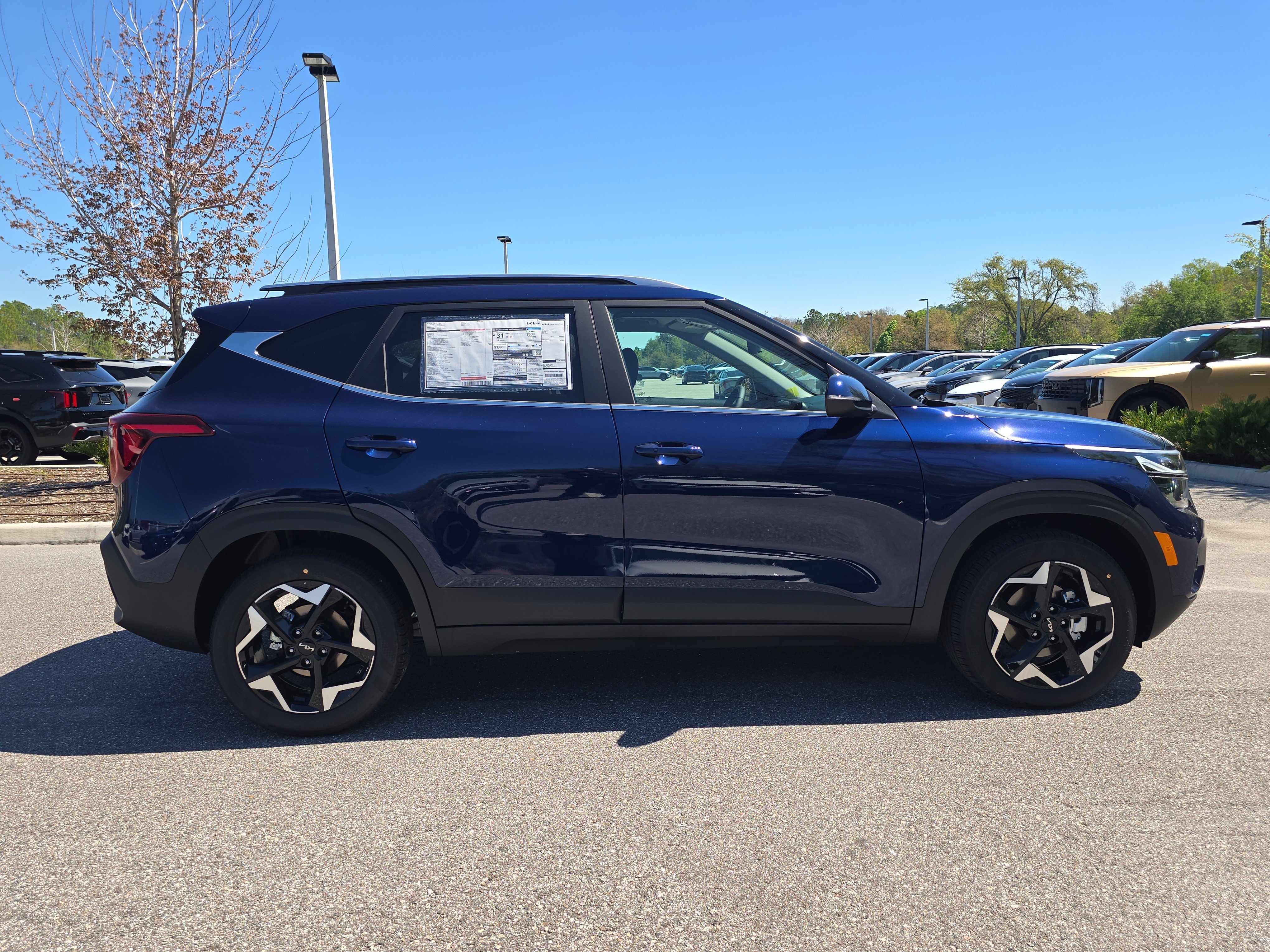 New 2026 Dark Ocean Blue Kia EX image 9