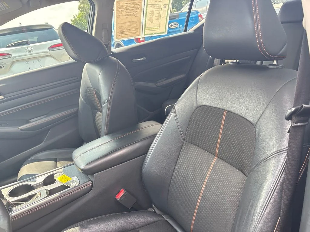 Used 2021 Black Nissan 2.5 SR image 31