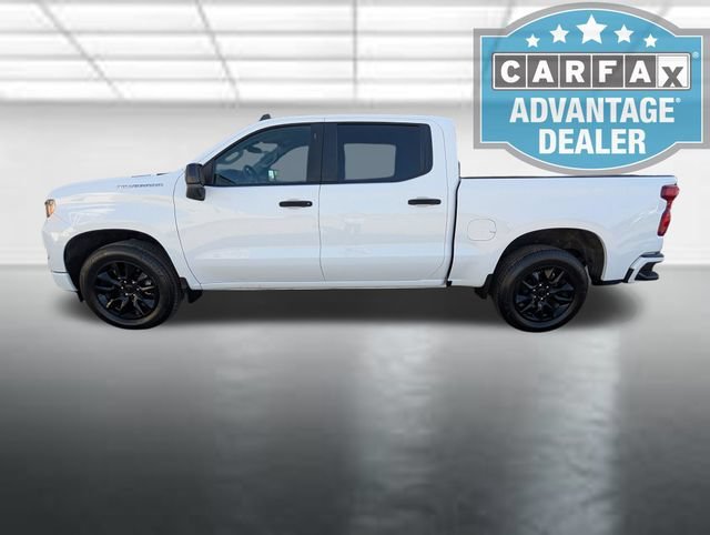 Used 2025 Summit White Chevrolet Custom image 25