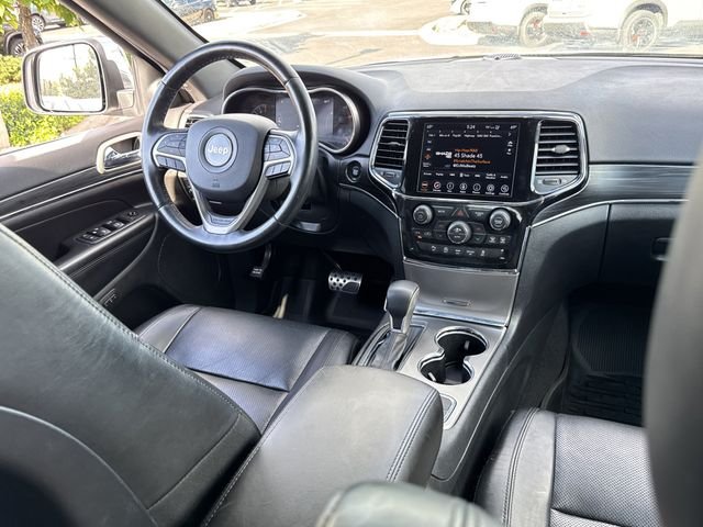 Used 2020 White Jeep Limited image 25