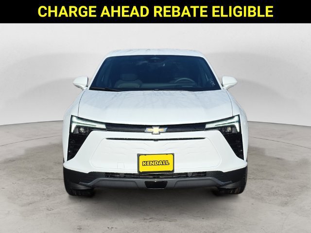 New 2026 Summit White Chevrolet LT image 8