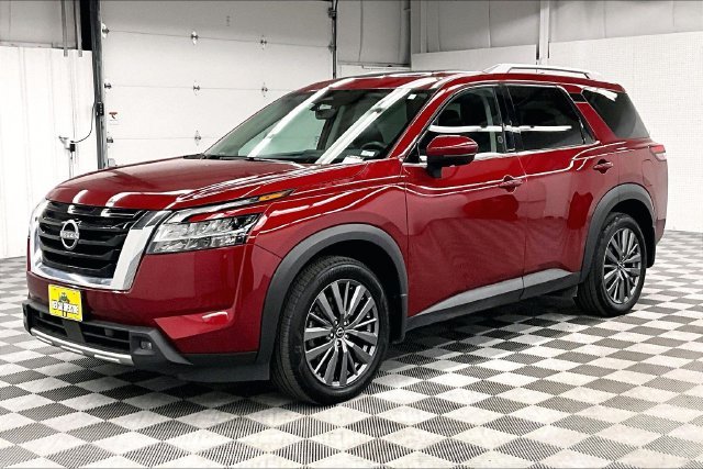 Used 2024 Scarlet Ember Nissan SL image 12