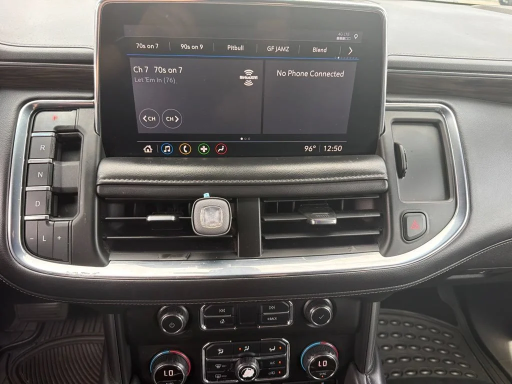 Used 2021 BLACK Chevrolet LT image 12