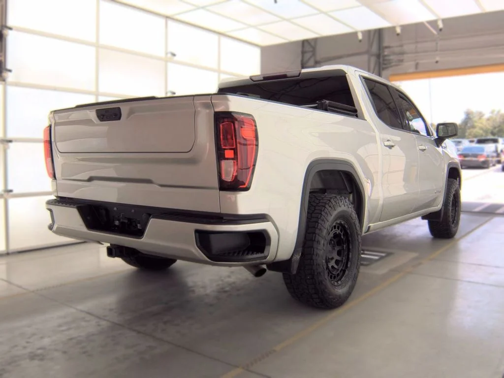 Used 2022 Silver GMC Elevation image 2