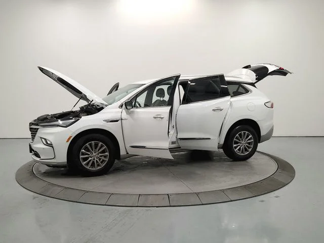 Used 2023 White Buick Essence image 13