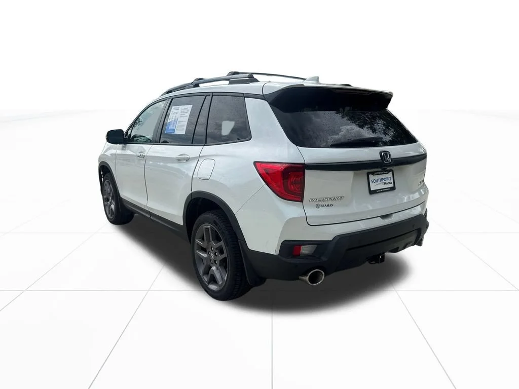 Certified Used 2023 Platinum White Pearl Honda AWD EX-L image 42