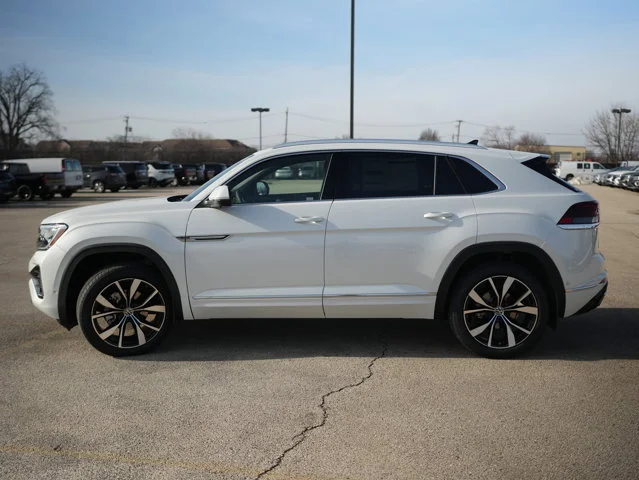 New 2026 Opal White Pearl Volkswagen 2.0T SEL Premium R-Line image 9