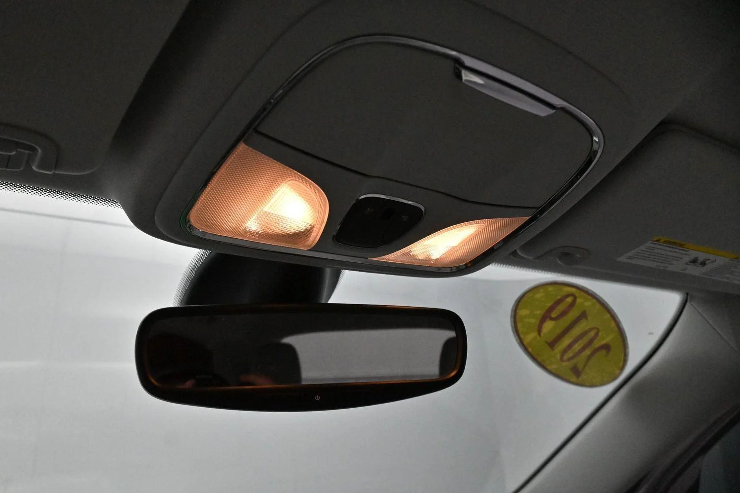 Used 2019 Bright White Clearcoat Jeep Limited image 25
