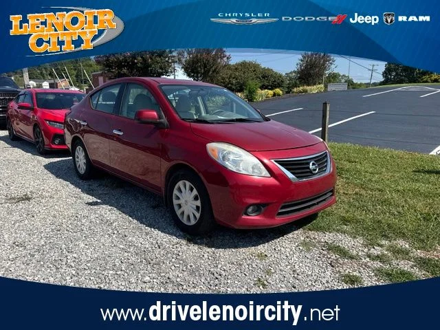 2014 Nissan Versa 1.6 SV