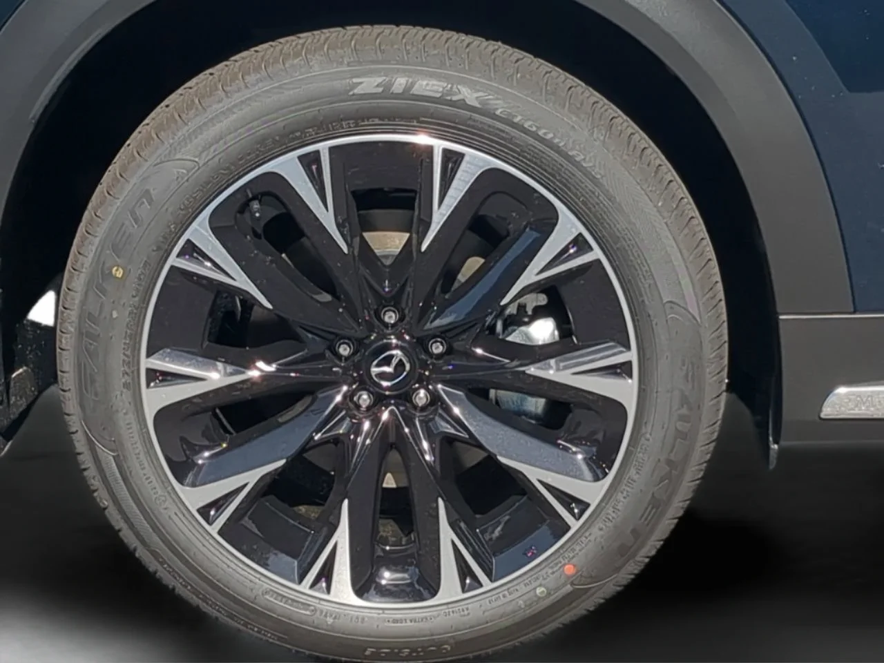 Used 2025 Deep Crystal Blue Mica Mazda Premium Plus Package image 28