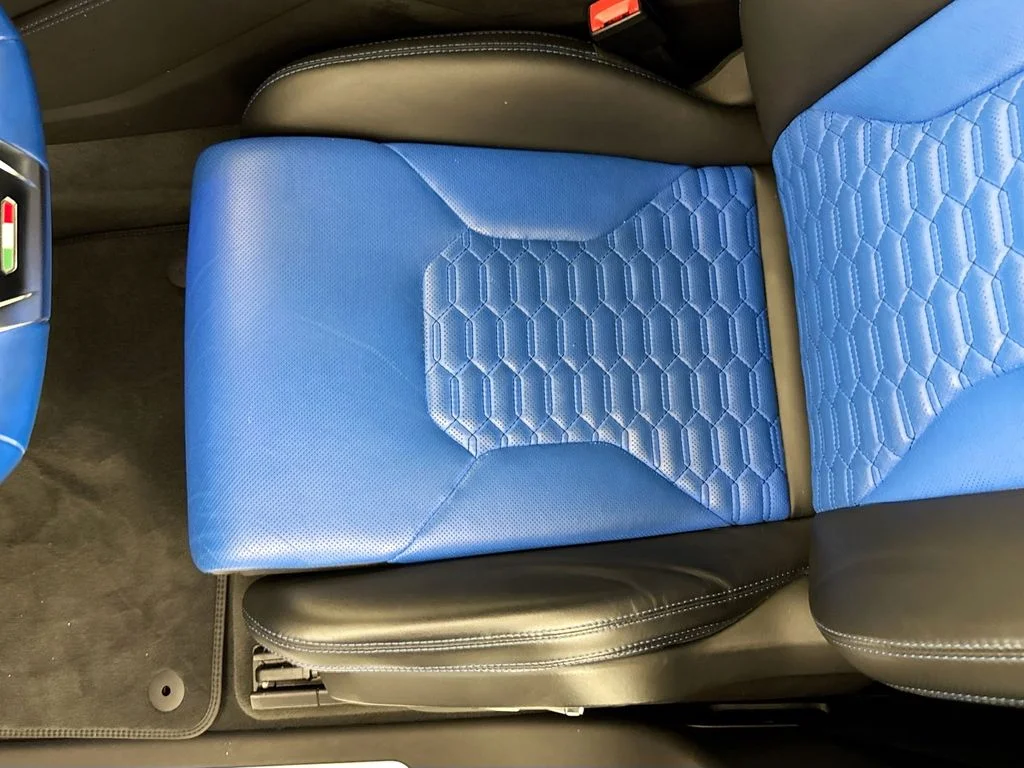 Used 2022 Black Lamborghini  image 20