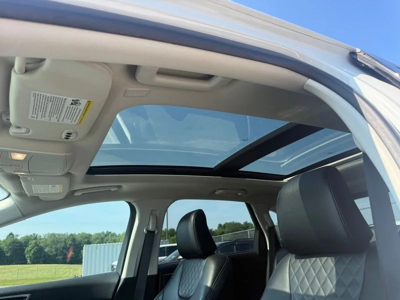 Used 2023 White Ford Titanium image 11