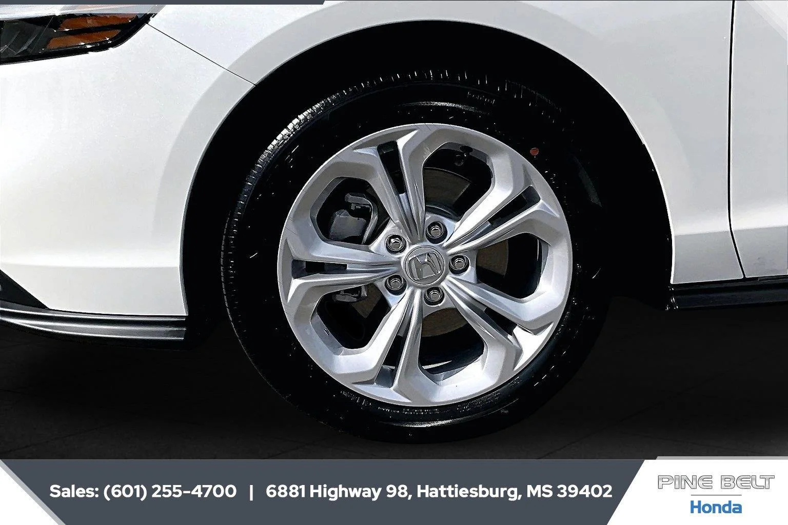 New 2026 Platinum White Pearl Honda LX CVT image 11
