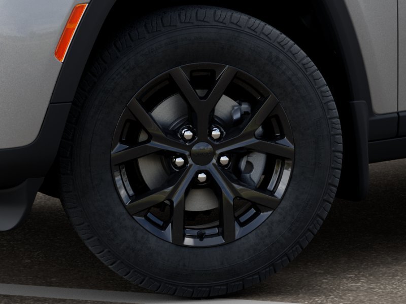 New 2026 Silver Zynith Exterior Paint Jeep GRAND CHEROKEE LAREDO ALTITUDE image 34