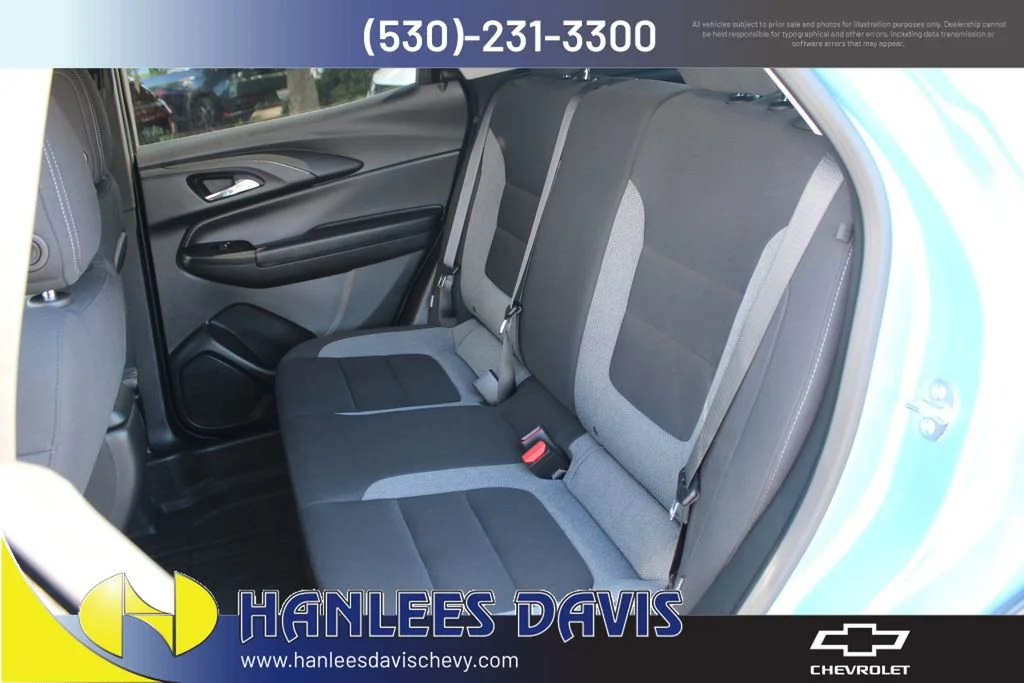 Used 2026 Marina Blue Metallic Chevrolet LT image 13