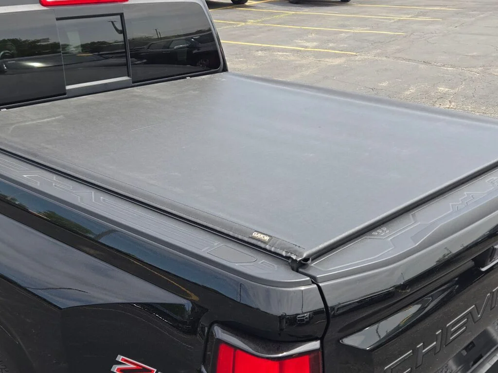 Used 2024 Black Chevrolet Z71 image 15