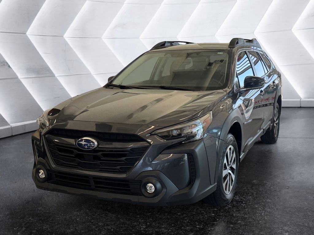 Used 2025 Gray Subaru Limited image 3