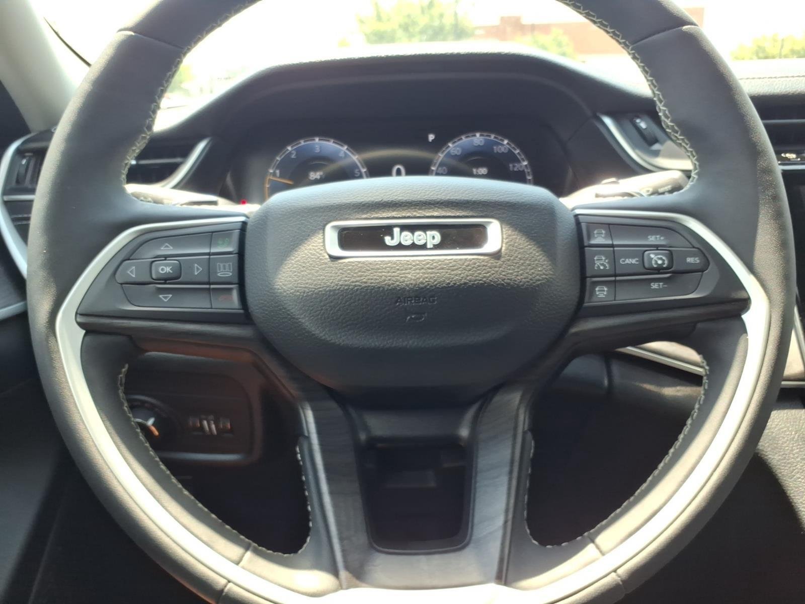 Used 2023 Bright White Clearcoat Jeep Limited image 26