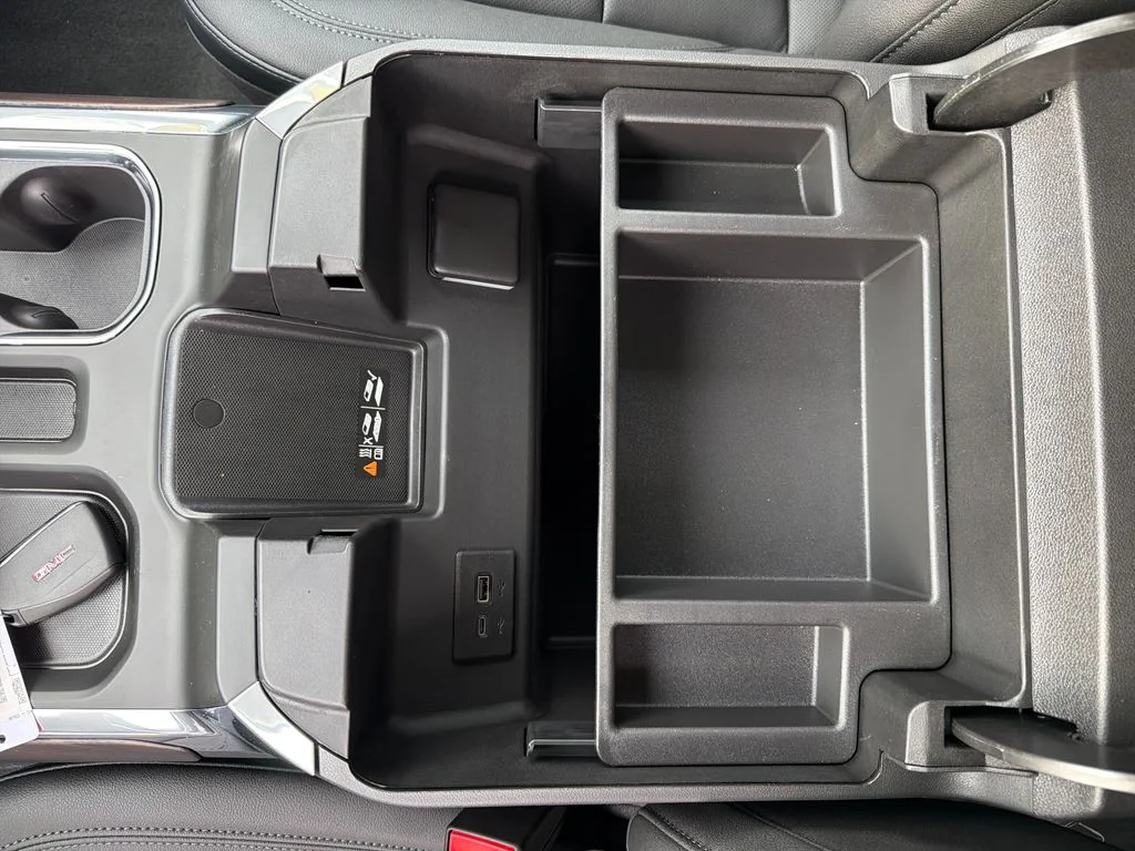 2026 GMC Sierra 1500 SLT - Photo 26