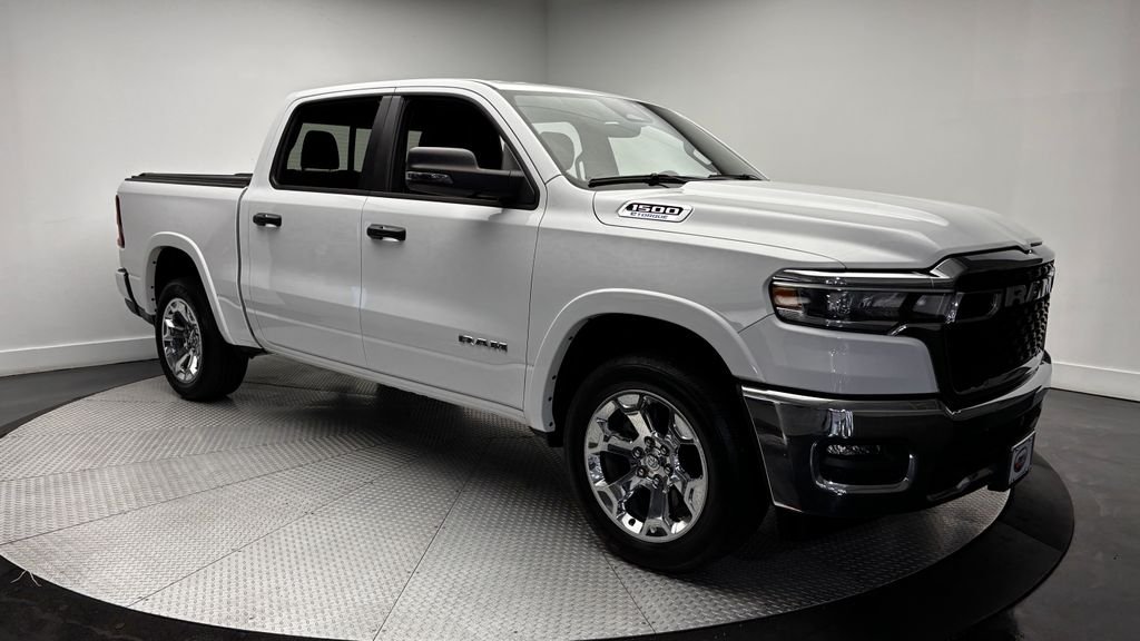 Used 2025 White Ram Big Horn/Lone Star image 45