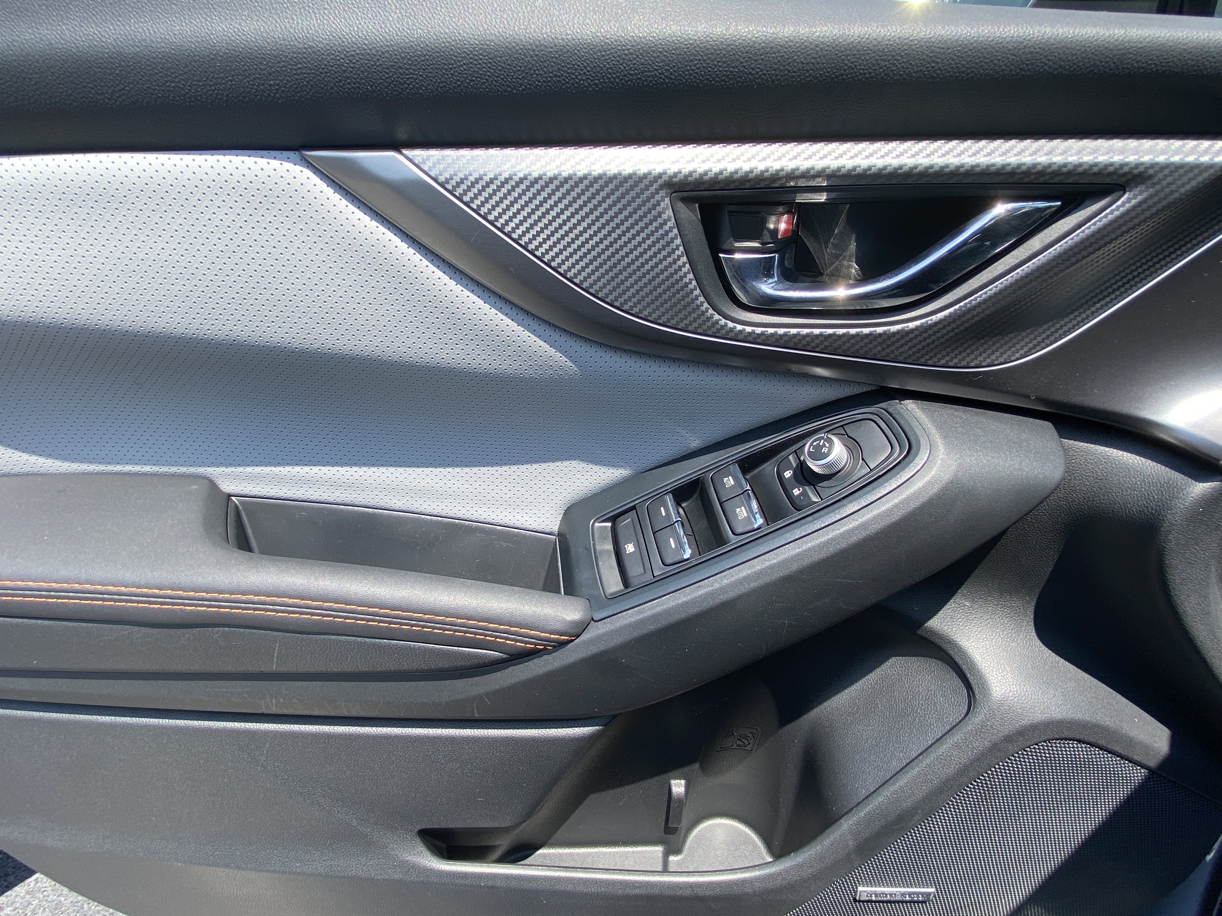 Used 2021 Magnetite Gray Metallic Subaru Limited image 9