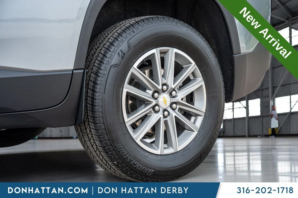 Used 2023 Gray Chevrolet LT image 42