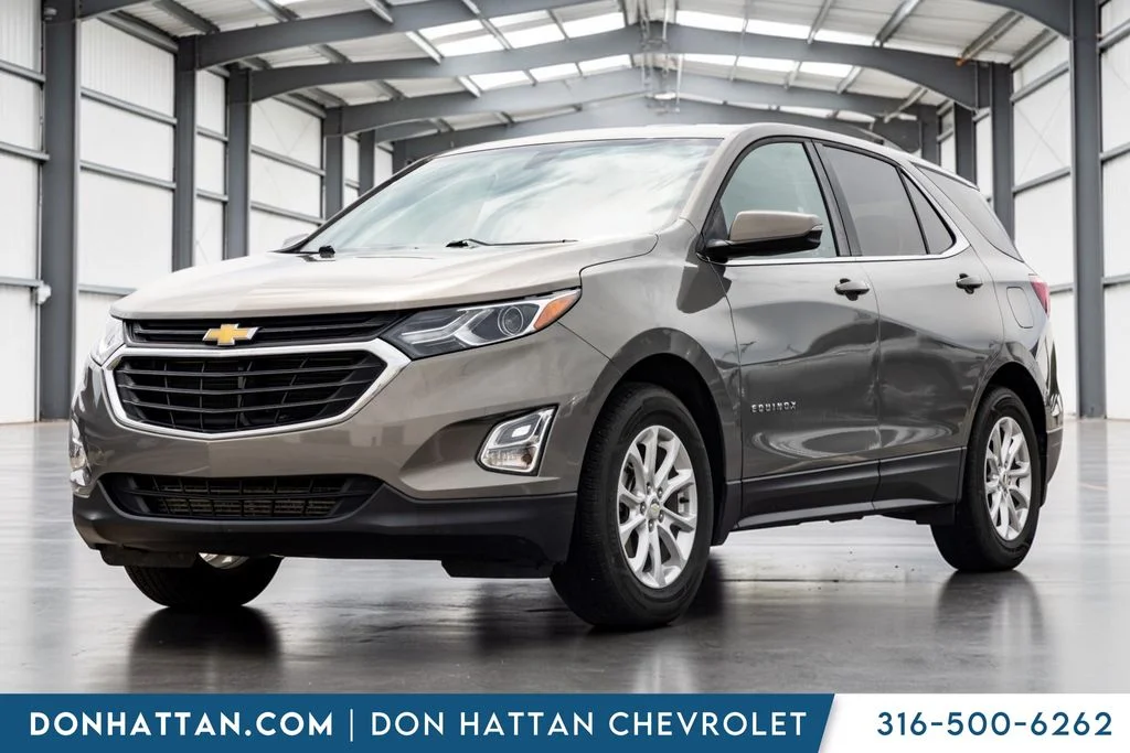 Used 2018 Gray Chevrolet LT image 1