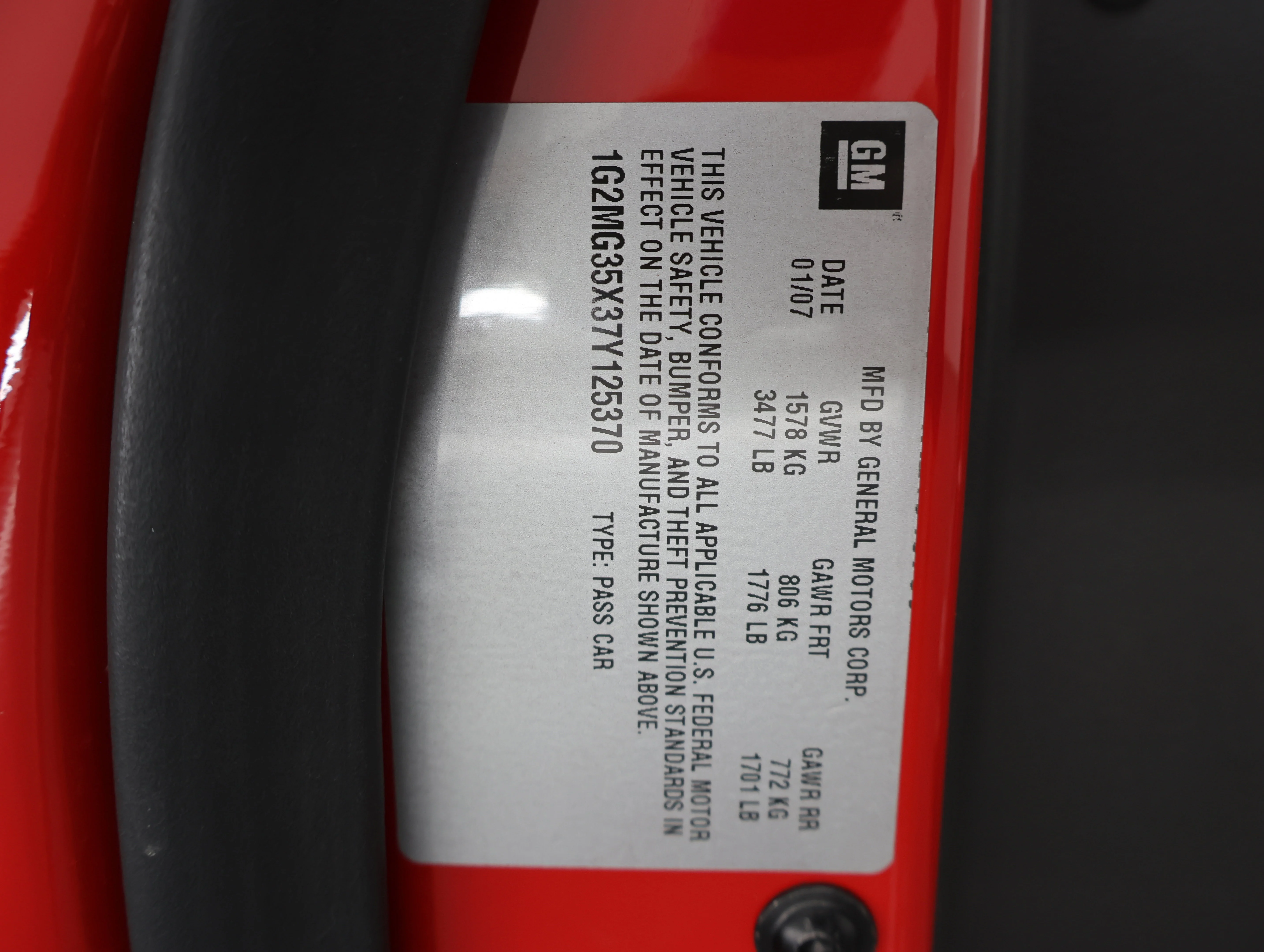 Used 2007 Aggressive (Victory Red) Pontiac GXP image 46