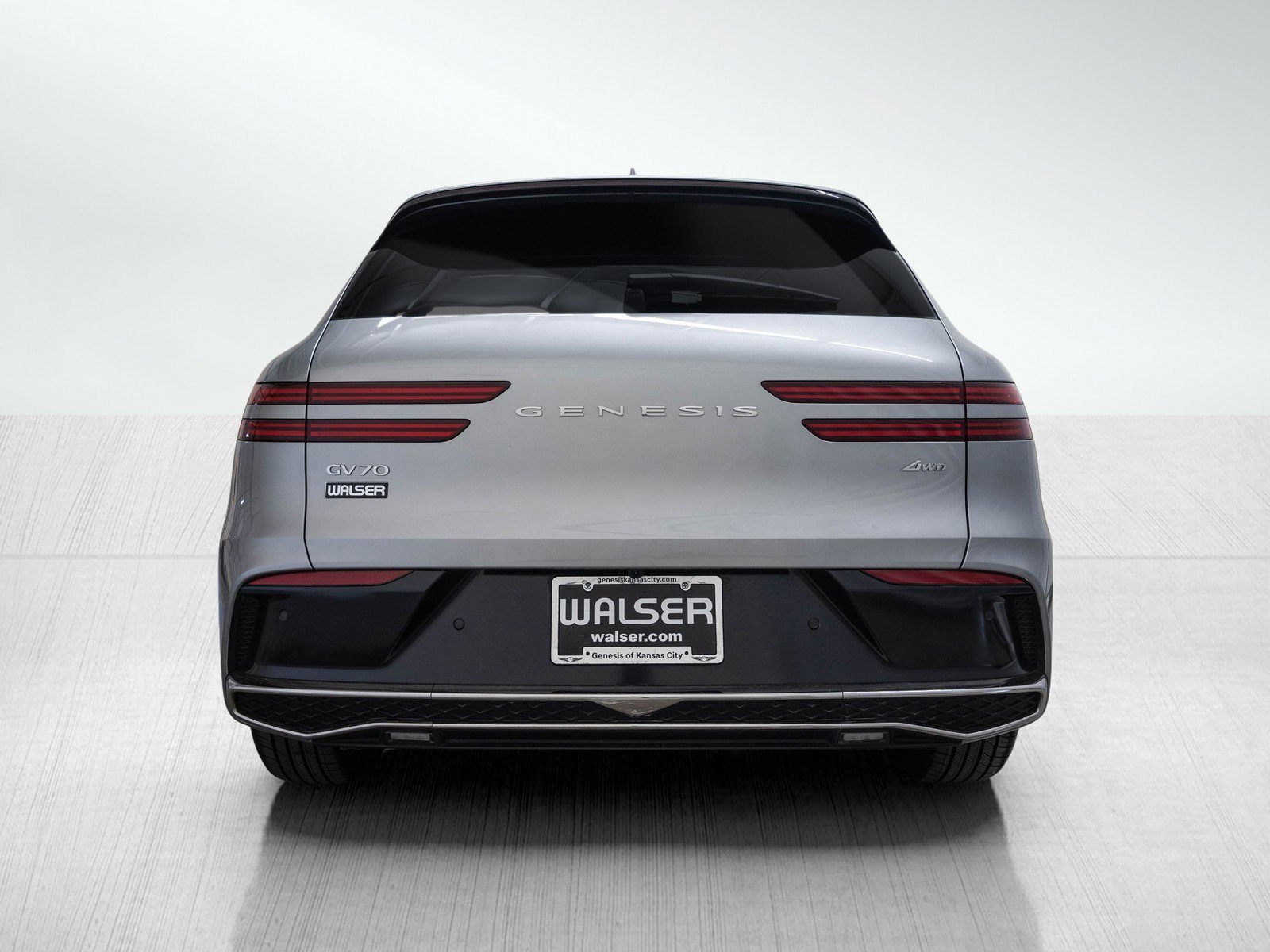 Certified Used 2026 Savile Silver Genesis 2.5T Select image 4