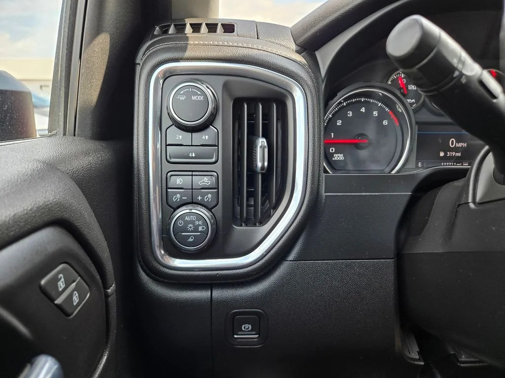 Used 2020 Red Chevrolet LT image 18