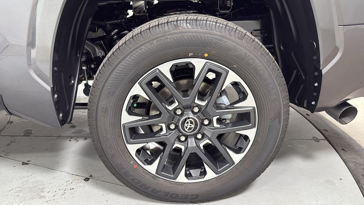 2026 Toyota Tundra Limited - Photo 23