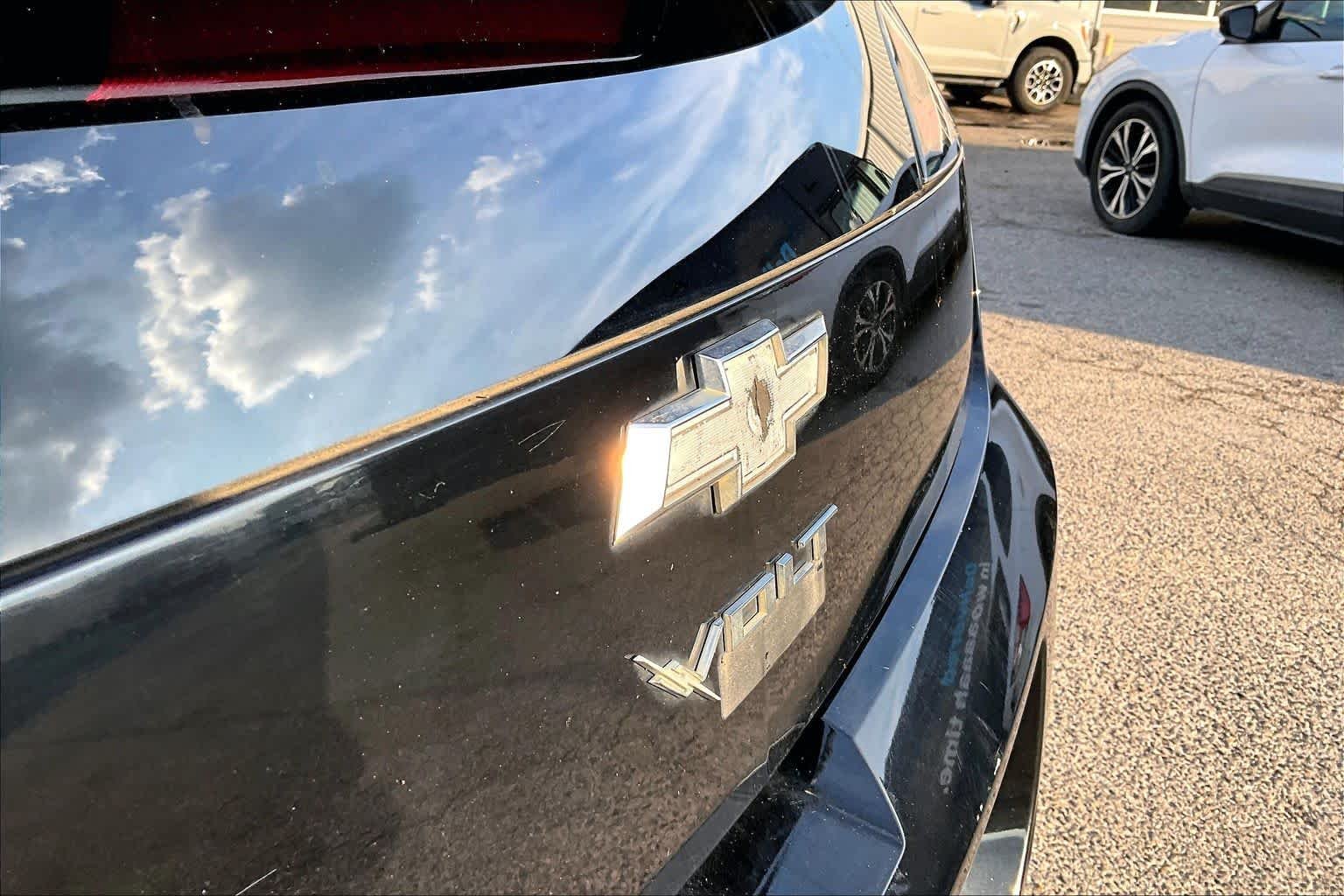 Used 2014 Black Chevrolet  image 31