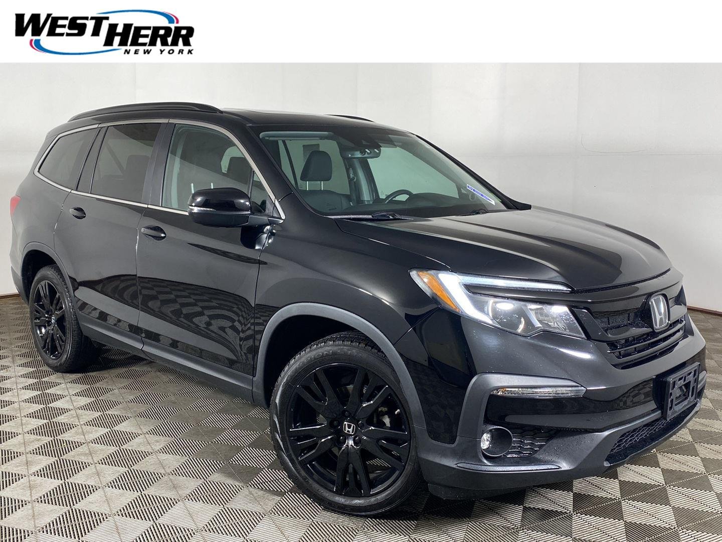 Used 2022 Crystal Black Pearl Honda Special Edition image 1