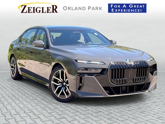 2026 BMW 750e xDrive