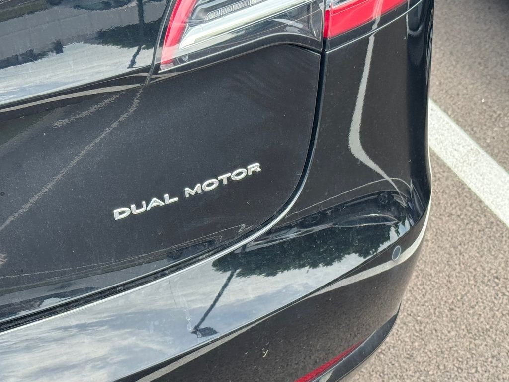 Used 2021 Black Tesla Long Range image 18