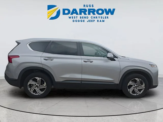 Used 2023 Silver Hyundai SE image 6