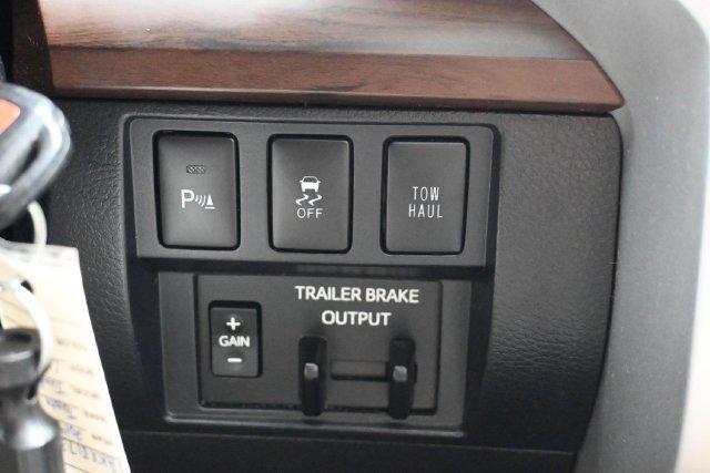 Used 2019 Brown Toyota Limited image 30