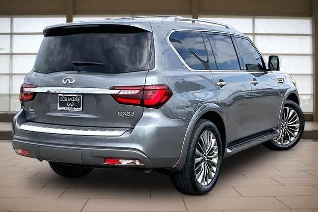 Used 2020  INFINITI  image 2