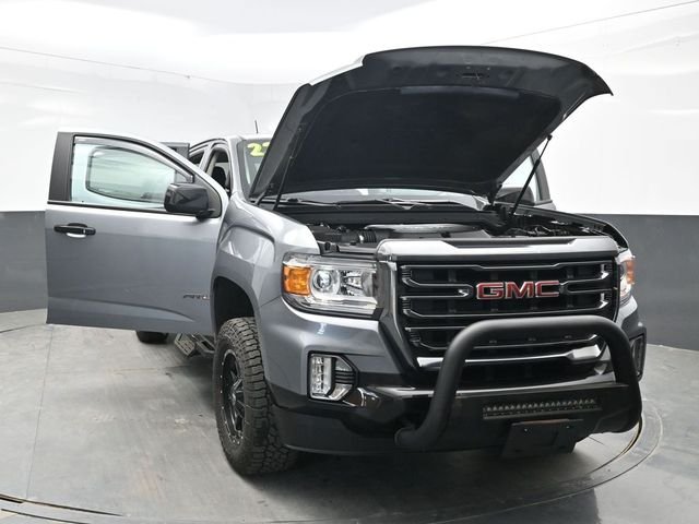 Used 2022 Gray GMC AT4 w/Leather image 32