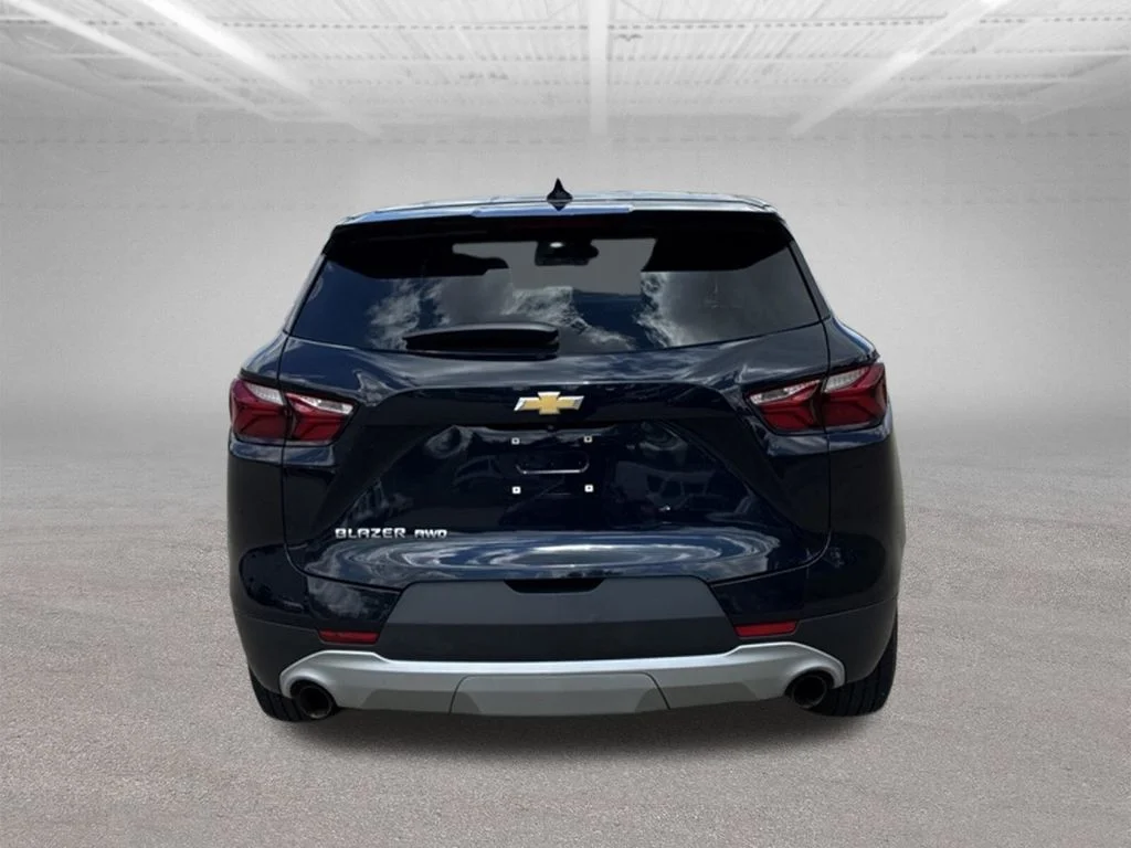 Used 2020 Blue Chevrolet LT image 26