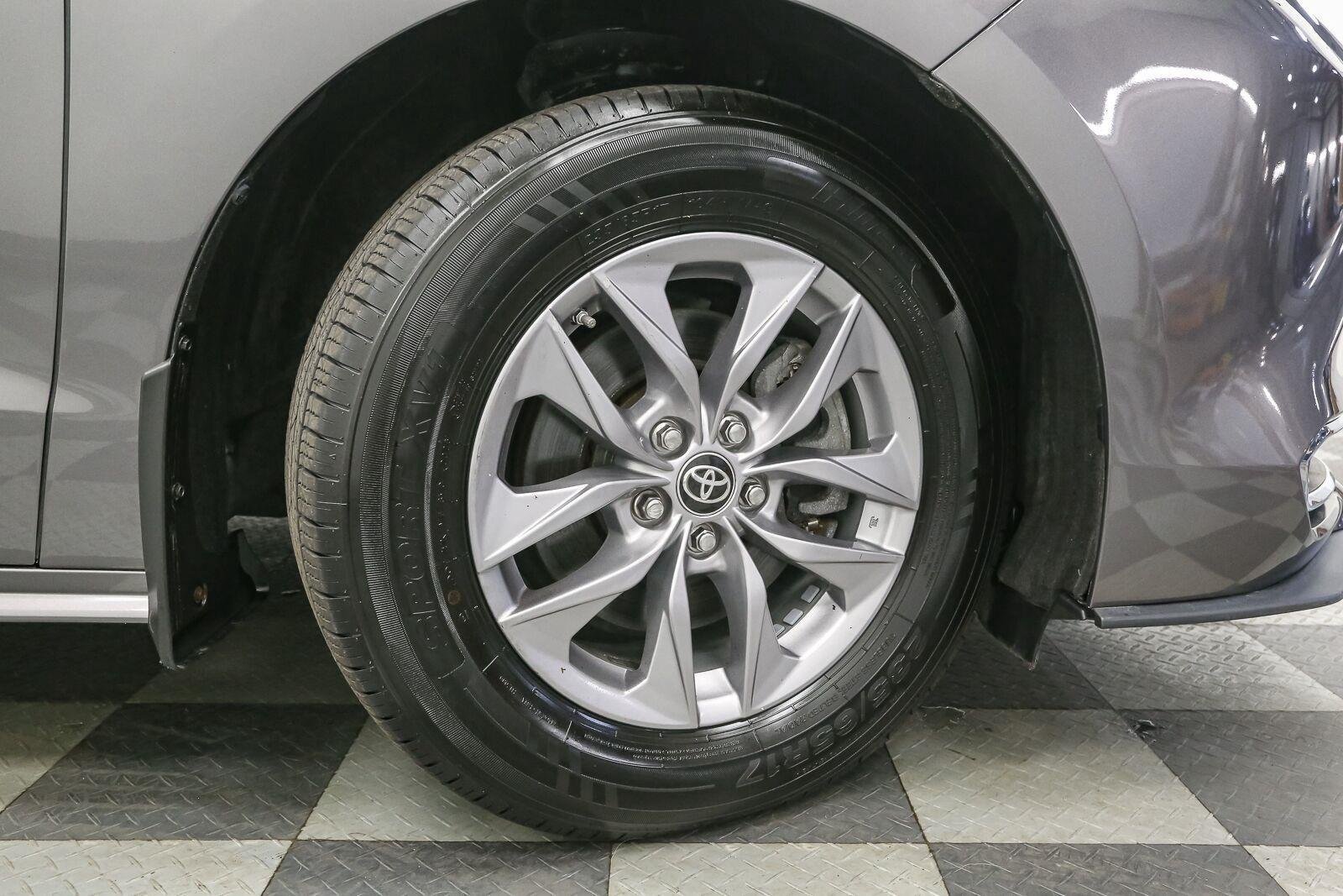 Used 2024 GY Toyota XLE image 16