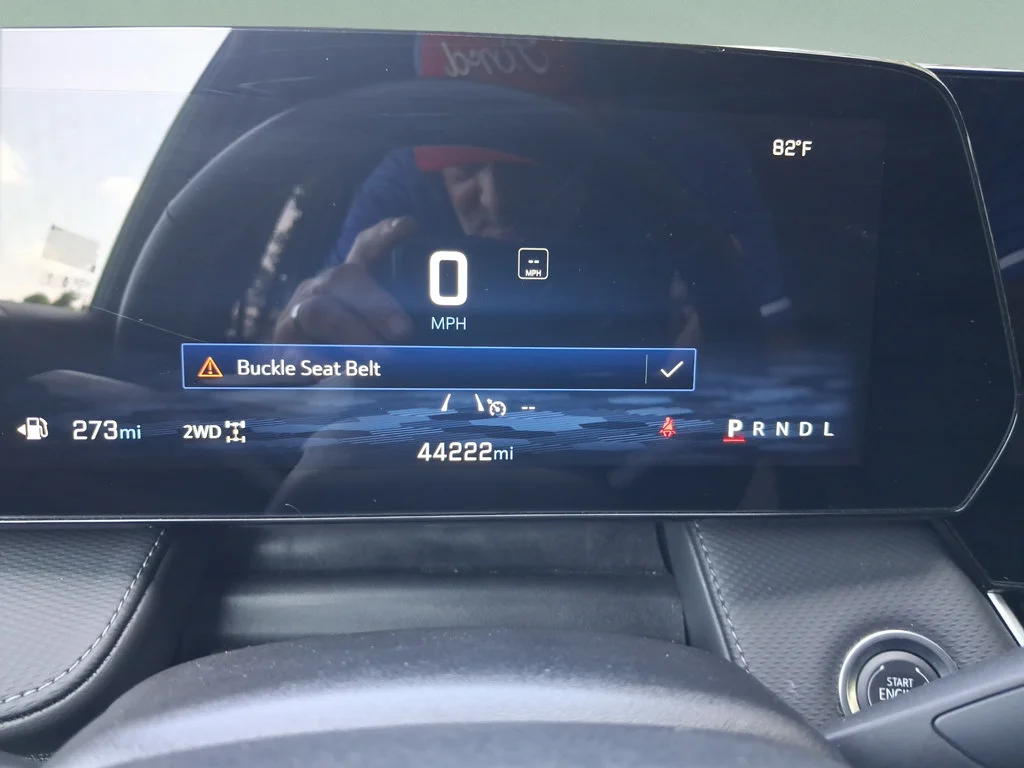 Used 2025 Mosaic Black Metallic Chevrolet LT image 15
