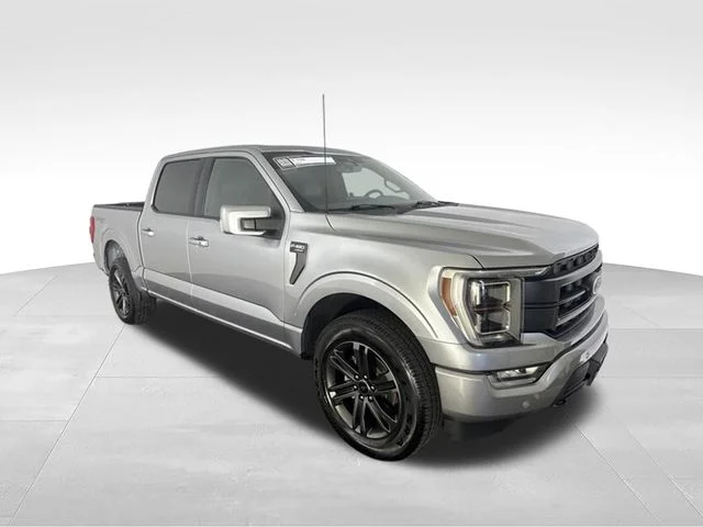 Used 2022 Silver Ford Lariat image 1