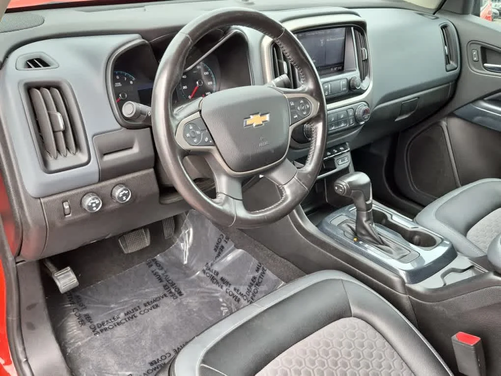 Used 2020 Crush Chevrolet 4WD Z71 image 11
